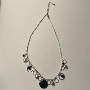 Silver tone and black beaded fashion necklace 16-18”
